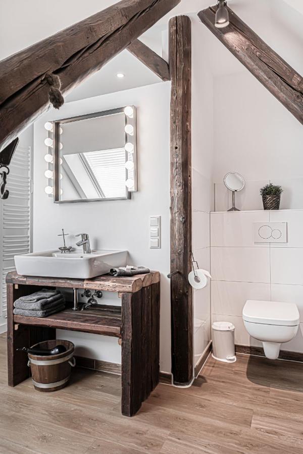 Design-Loft Und Apartments มึลไฮม์ อันแดร์ รัวร์ ภายนอก รูปภาพ