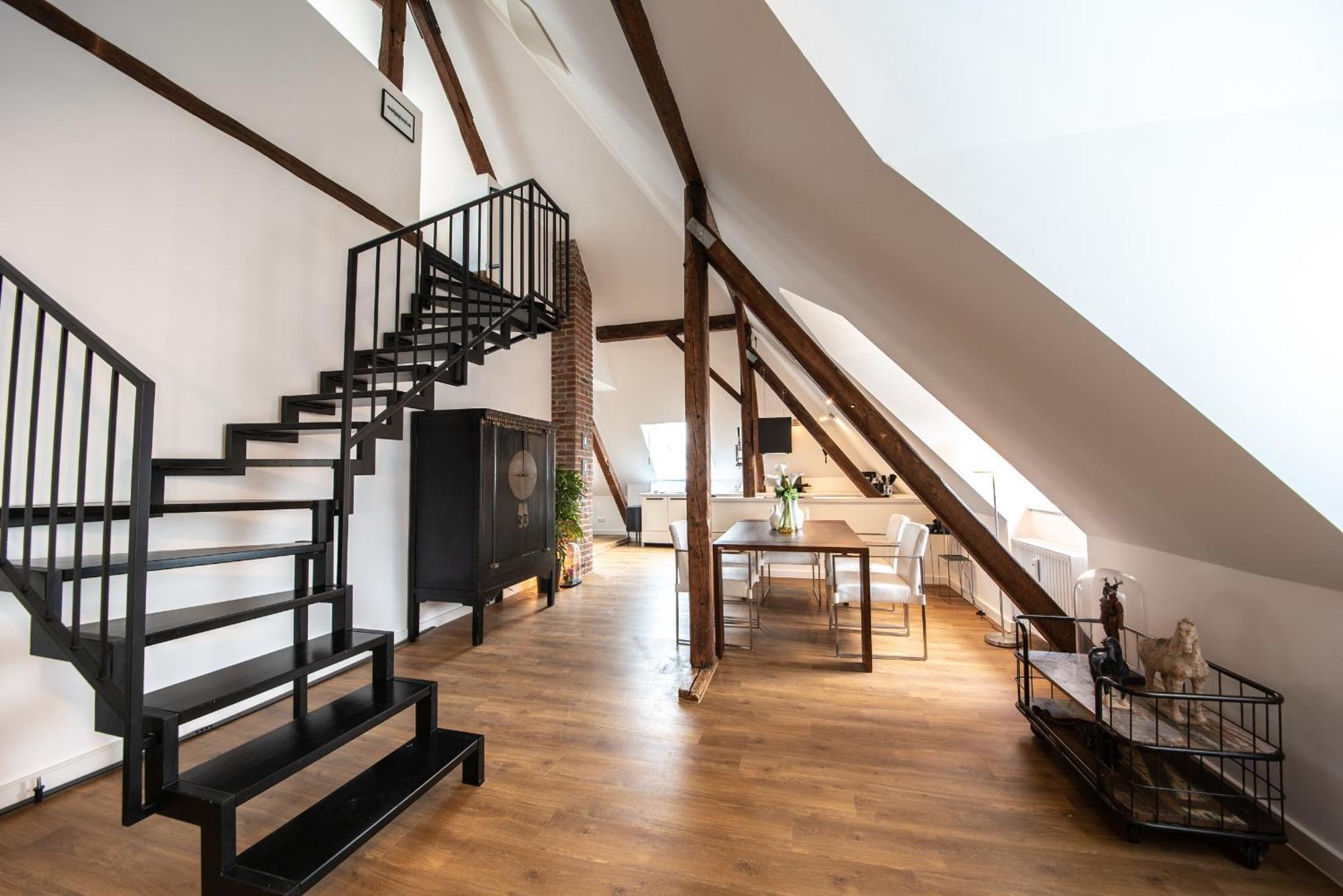 Design-Loft Und Apartments มึลไฮม์ อันแดร์ รัวร์ ภายนอก รูปภาพ