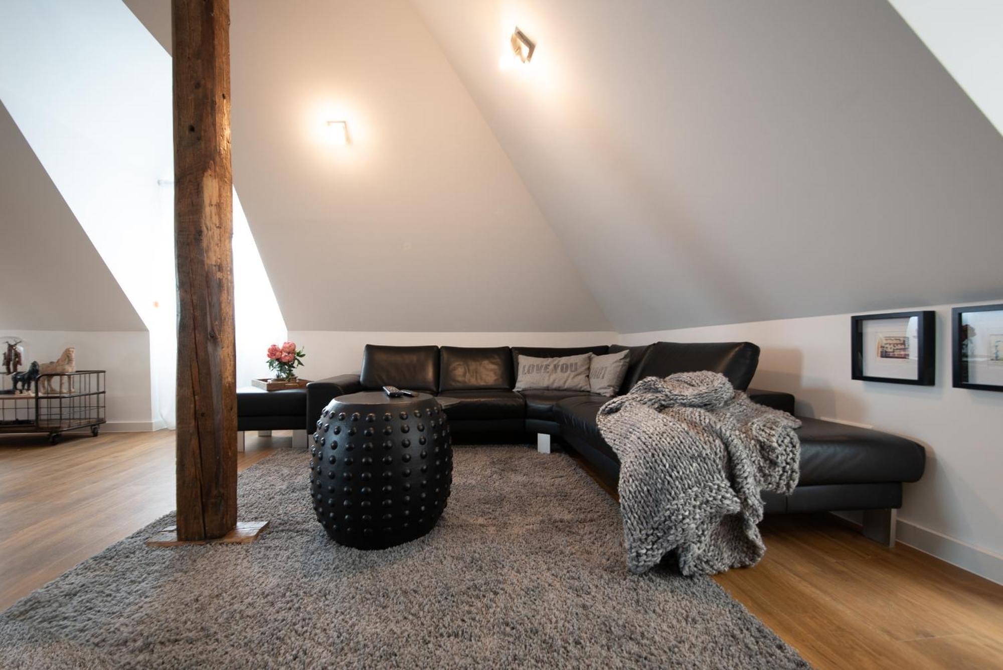 Design-Loft Und Apartments มึลไฮม์ อันแดร์ รัวร์ ภายนอก รูปภาพ