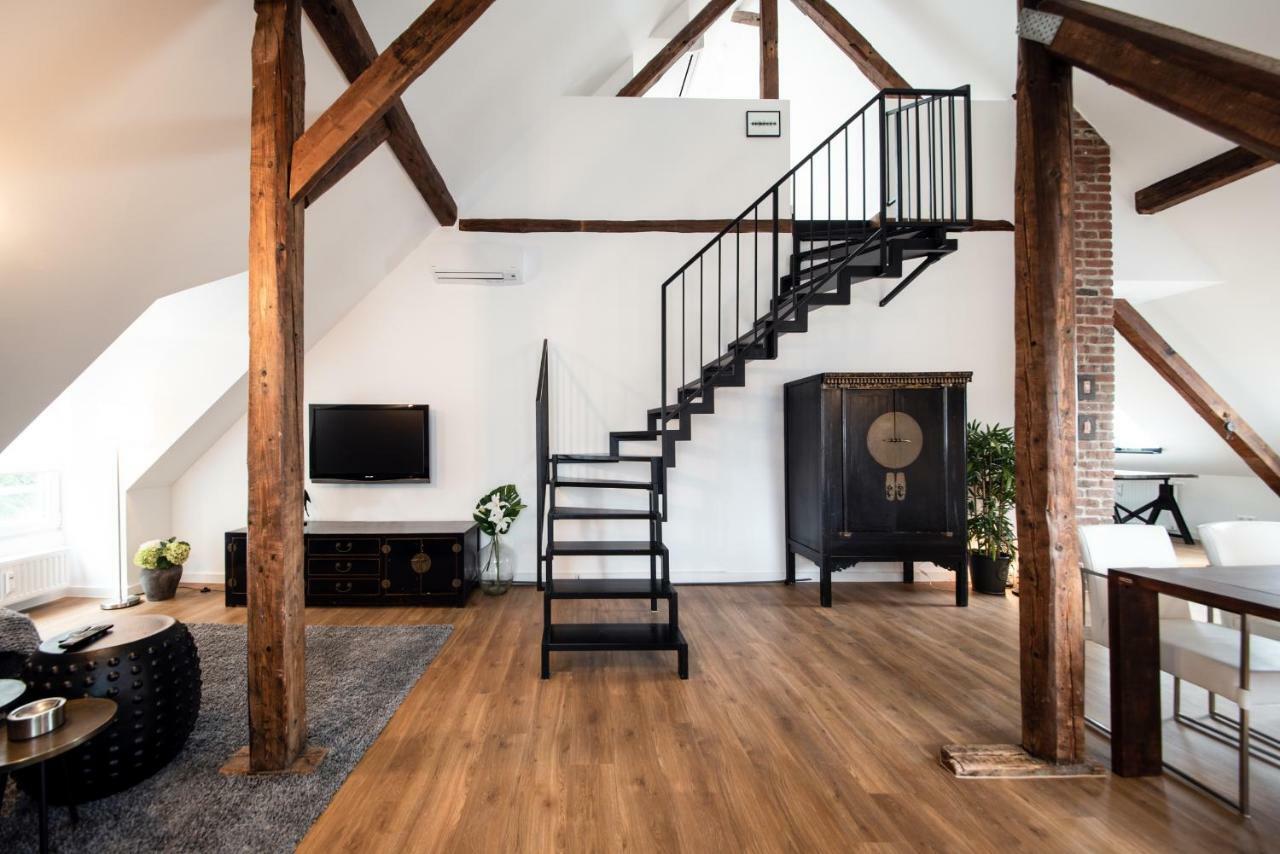 Design-Loft Und Apartments มึลไฮม์ อันแดร์ รัวร์ ภายนอก รูปภาพ
